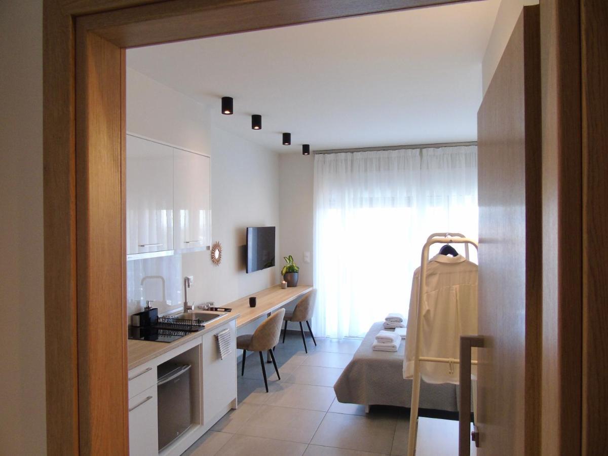 Grey Rose Apartment Kalampáka Luaran gambar